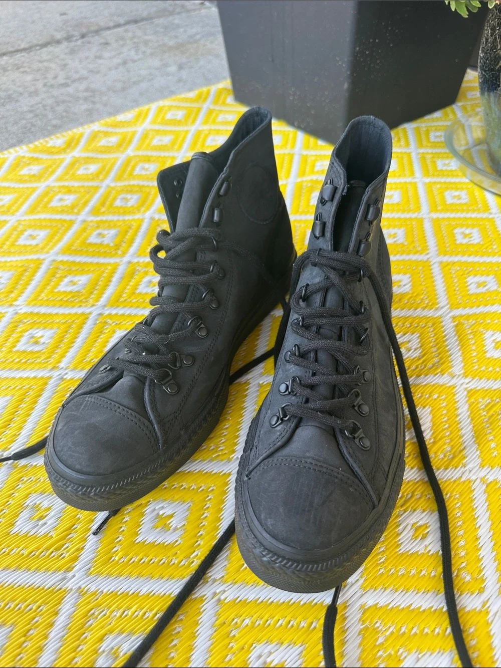 Black Converse High top sneakers size 11 men’s /womens 13 - Picture 2 of 5